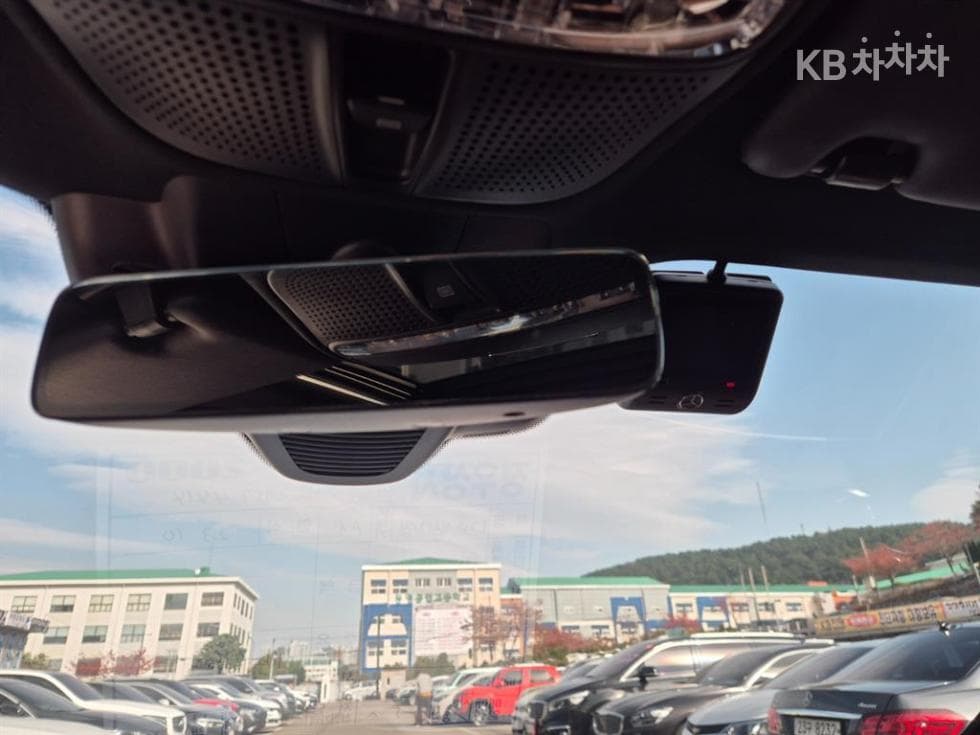 Mercedes-Benz E-Клас (W213)E250 Exclusive - 13