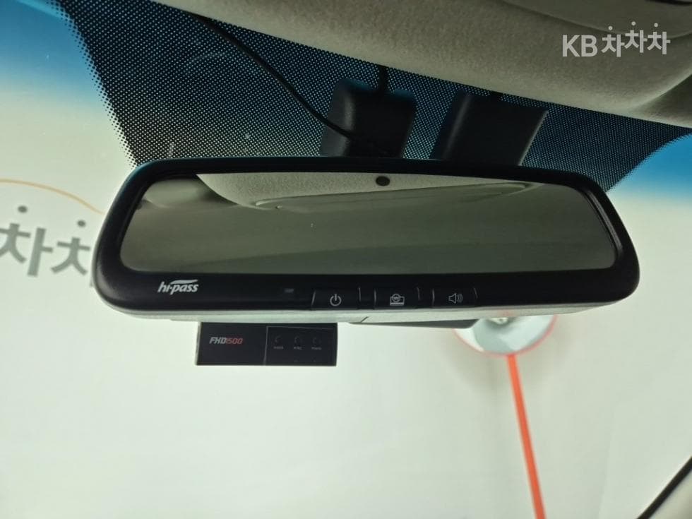 КейДжи Мобилити Very New (фацелит/обновяване) ТиволиБензин V3 2WD Стандартен - 15
