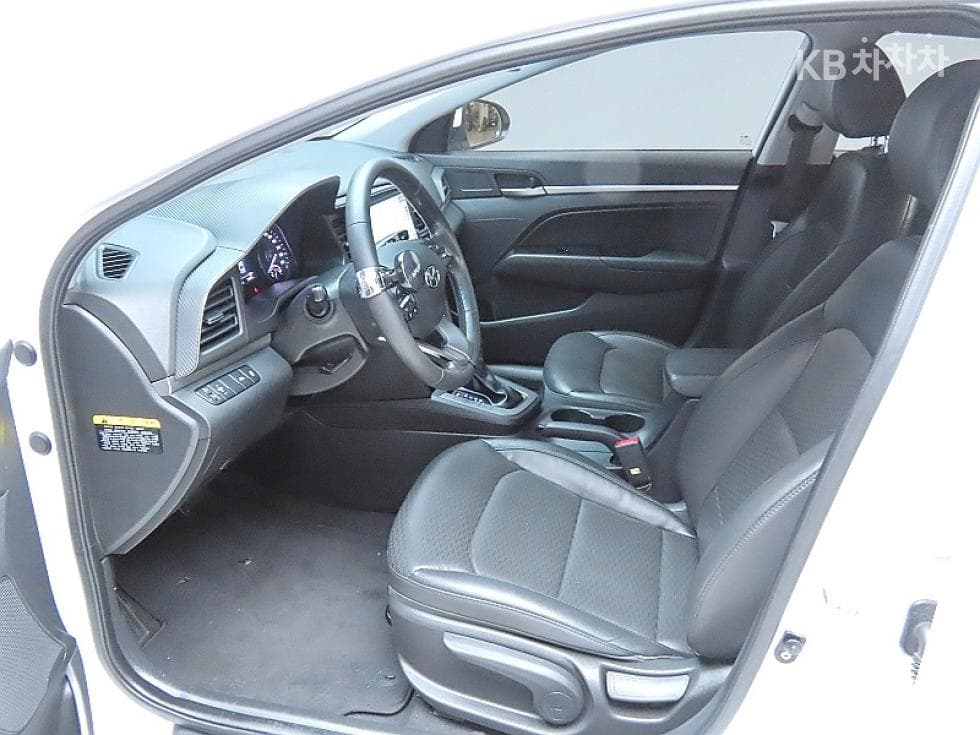 Hyundai The New (facelift) Avante (Elantra) ADSmartstream G1.6 Smart - 10