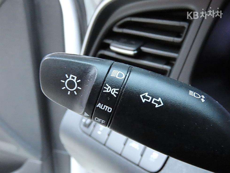 Hyundai The New (facelift) Avante (Elantra) ADSmartstream G1.6 Smart - 14