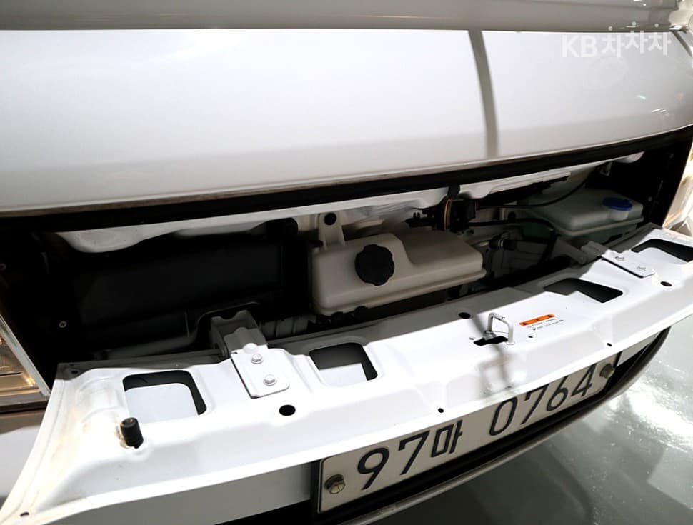 Хюндай Porter 2Удължено междуосие Super Cab CRDi SUP Стандартен - 16