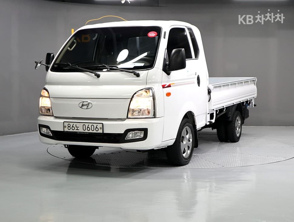 Хюндай Porter 2 Удължено междуосие Super Cab CRDi SUP Стандартен - Image 1