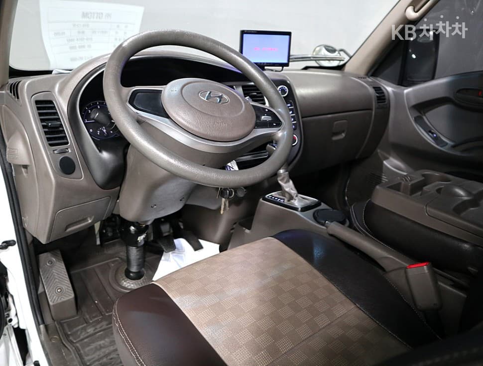 Хюндай Porter 2Удължено междуосие Super Cab CRDi SUP Стандартен - 6