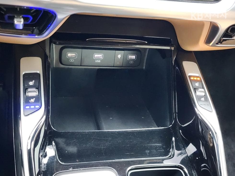 Kia The New (facelift) Sorento Hybrid MQ41.6T HEV 2WD Prestige - 11