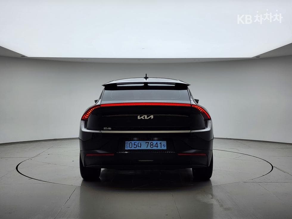 Kia EV6롱 레Seater지 2WD Air - 4