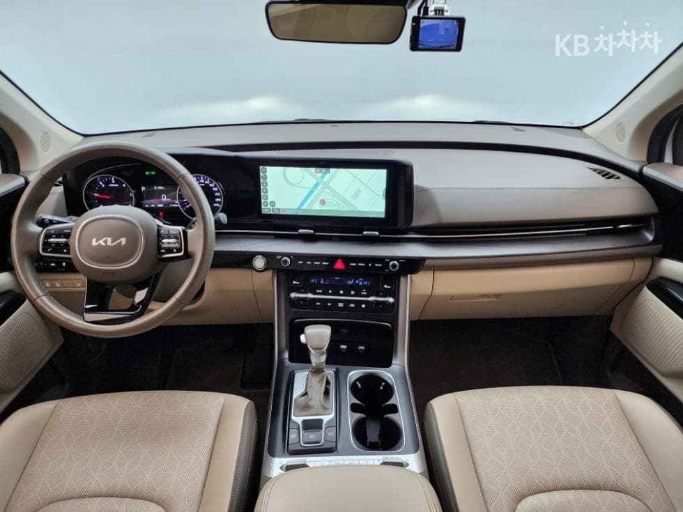 Kia The New (facelift) Carnival 4th generationD2.2 9-seater Prestige - 19