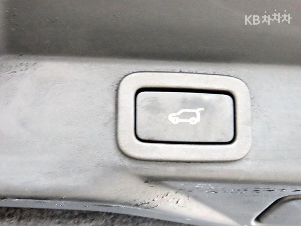 Land Rover New Range Rover Sport3.0 V6 SC - 15