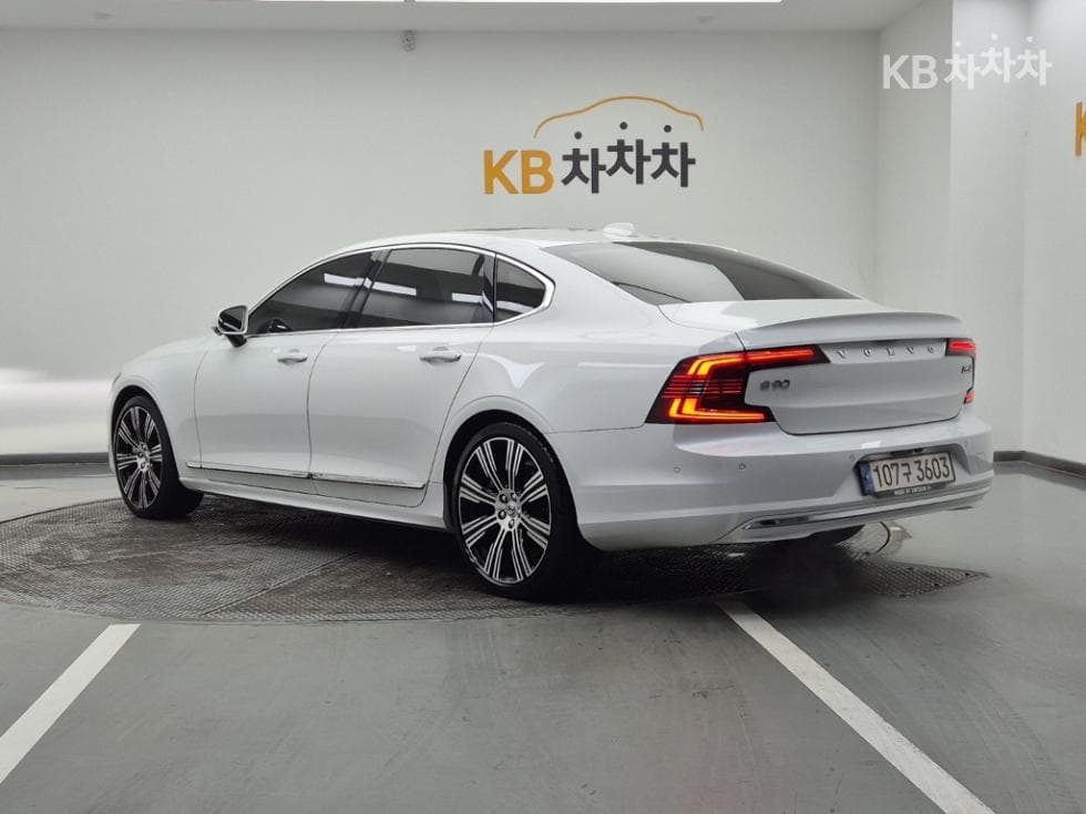 Volvo S90 Second generationB6 AWD Ultimate Bright - 3
