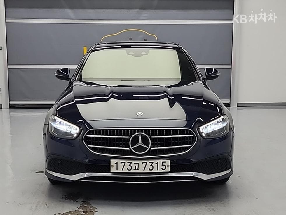 Mercedes-Benz E-Class (W213)E250 Avantgarde - 2