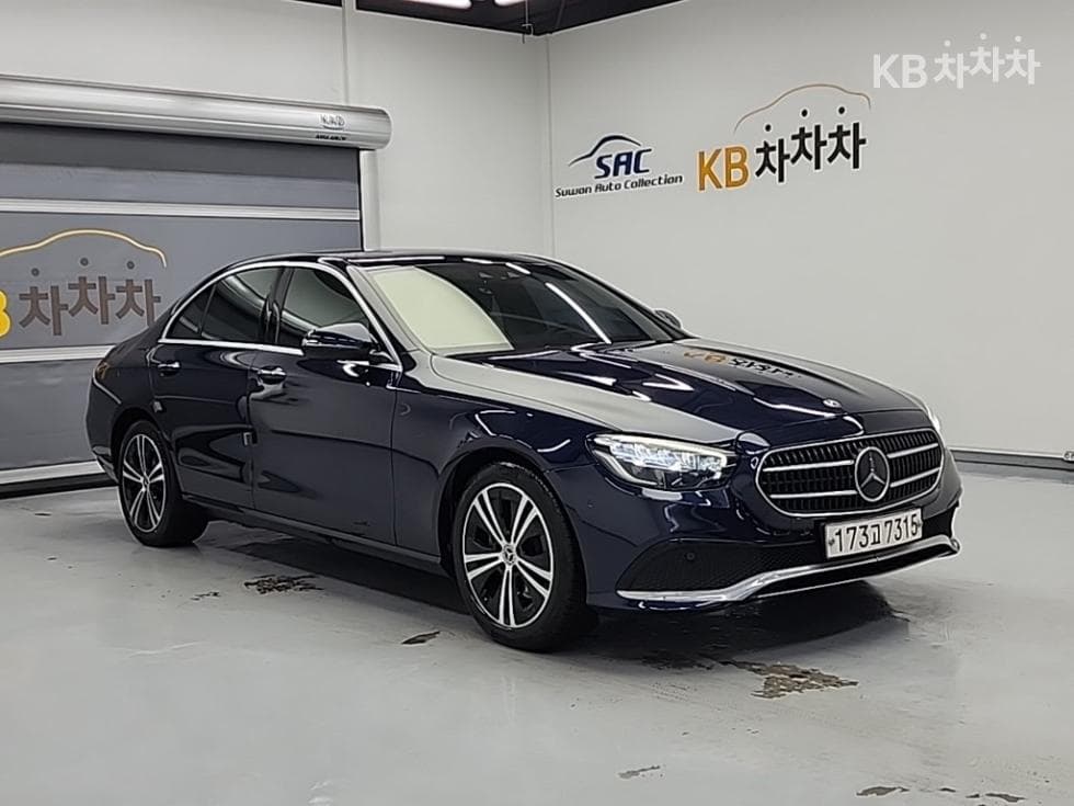 Mercedes-Benz E-Class (W213)E250 Avantgarde - 4