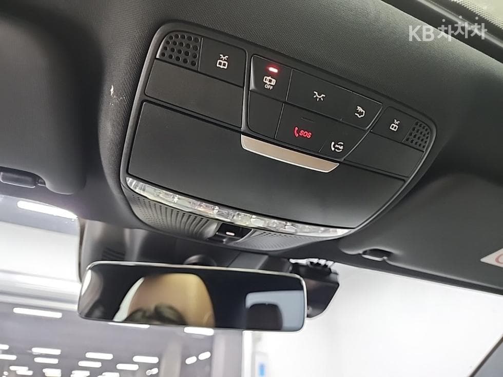 Mercedes-Benz E-Class (W213)E250 Avantgarde - 18