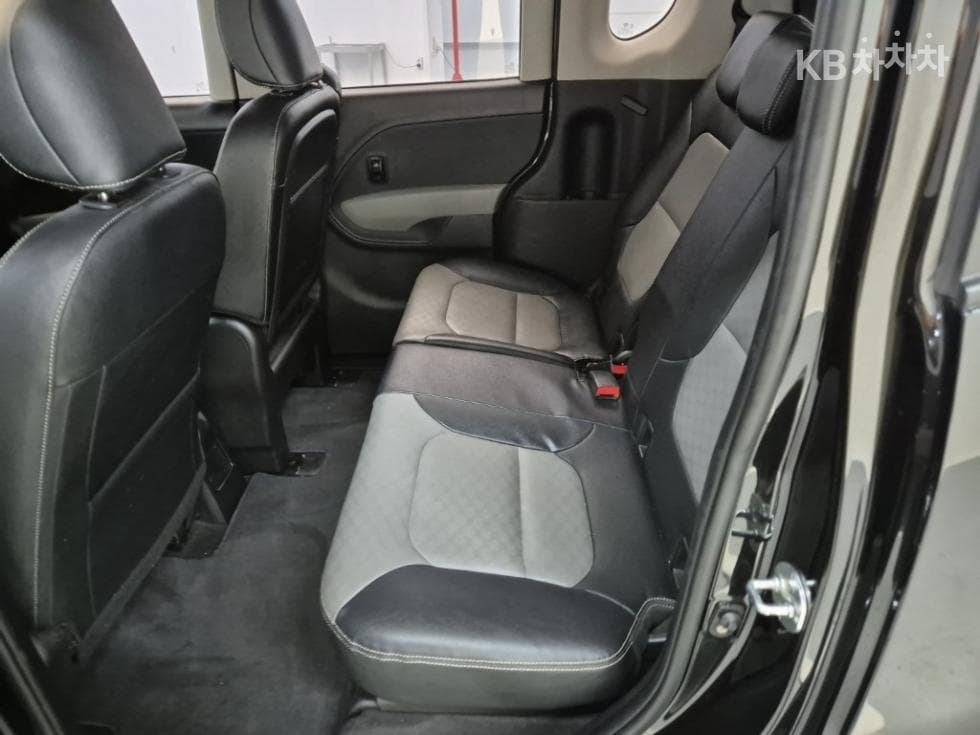 Kia The New (facelift) Ray (van)1.0 Gasoline Signature - 12