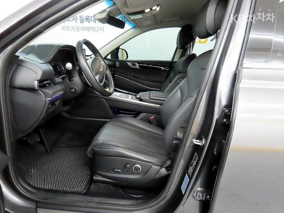 Genesis GV803.0 Diesel AWD - 5