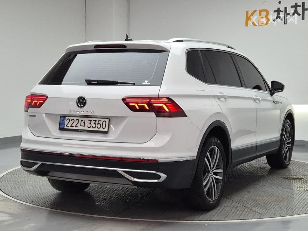 Volkswagen Tiguan Allspace2.0 Turbocharged Stratified Injection (VW) Prestige - 3