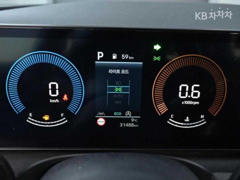 Hyundai The New (facelift) Tucson(NX (Lexus SUV)4)Gasoline 1.6T 2WD Premium - 7