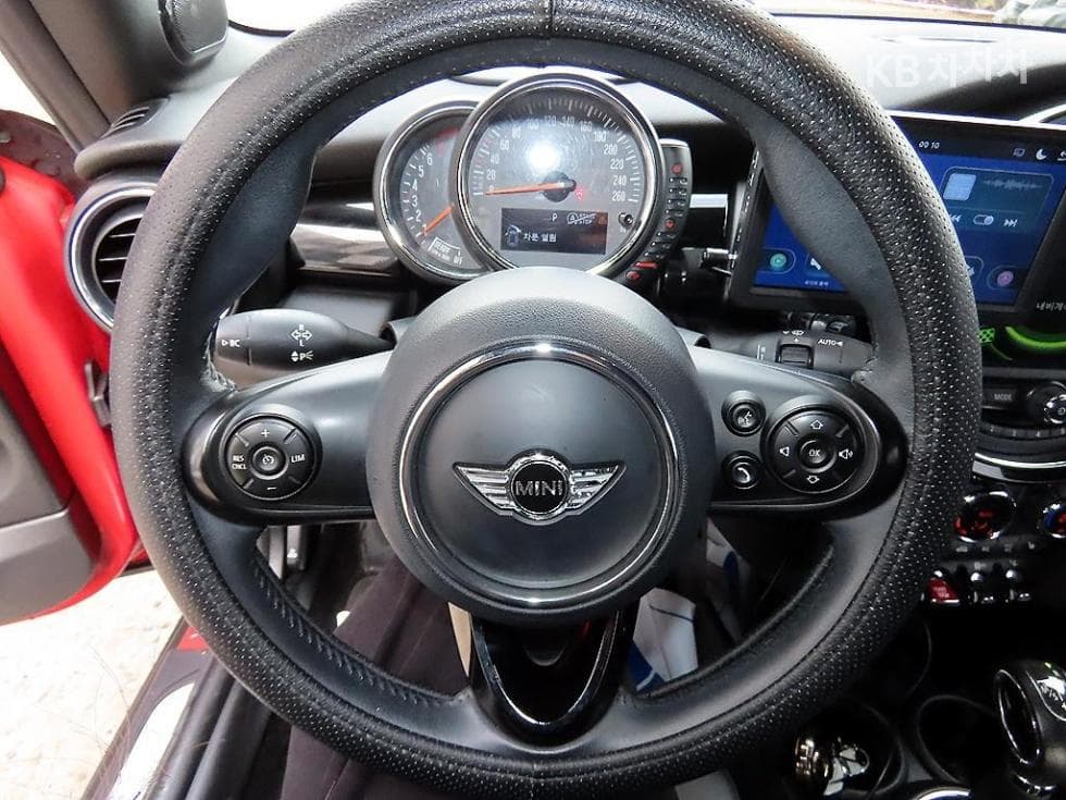 Mini New Convertible1.5 Standard - 12