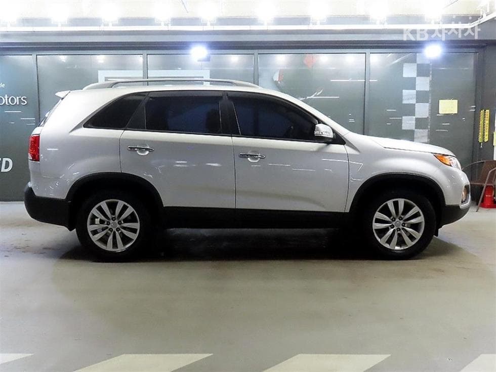 Киа SorentoRДизел 2.0 2WD TLX Най-висок клас - 3