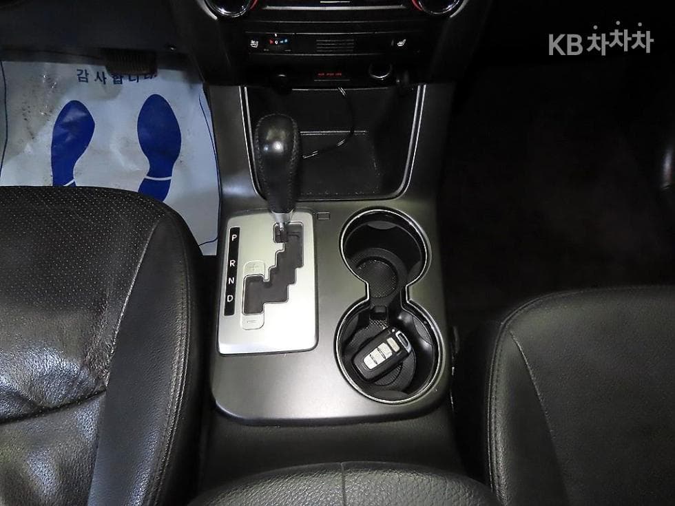 Киа SorentoRДизел 2.0 2WD TLX Най-висок клас - 12