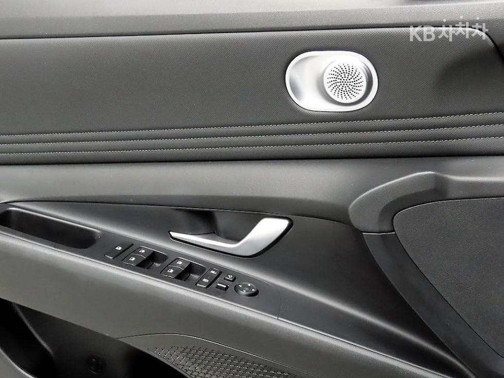 Hyundai All New Avante (Elantra)(CN7)1.6 Gasoline Modern - 11