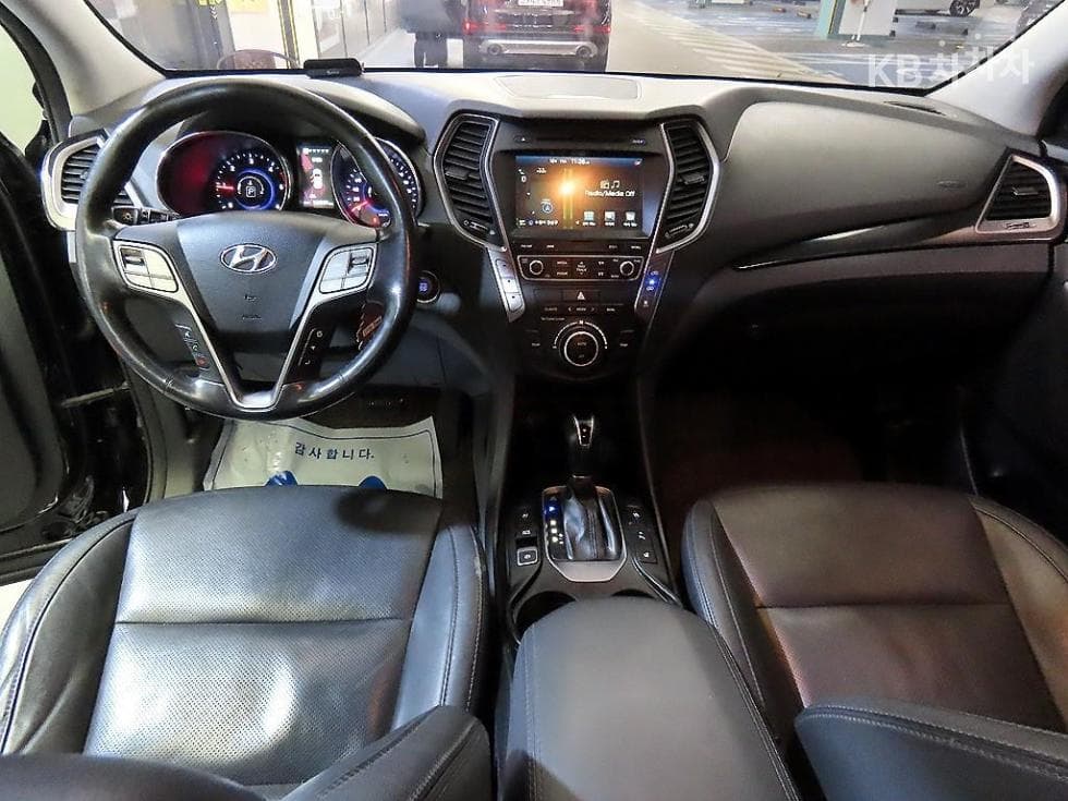Hyundai 맥스CruzeDiesel(e-VGT)2.2 4WD Exclusive 7-seater (Limousine) Special (special feature/edition) - 10