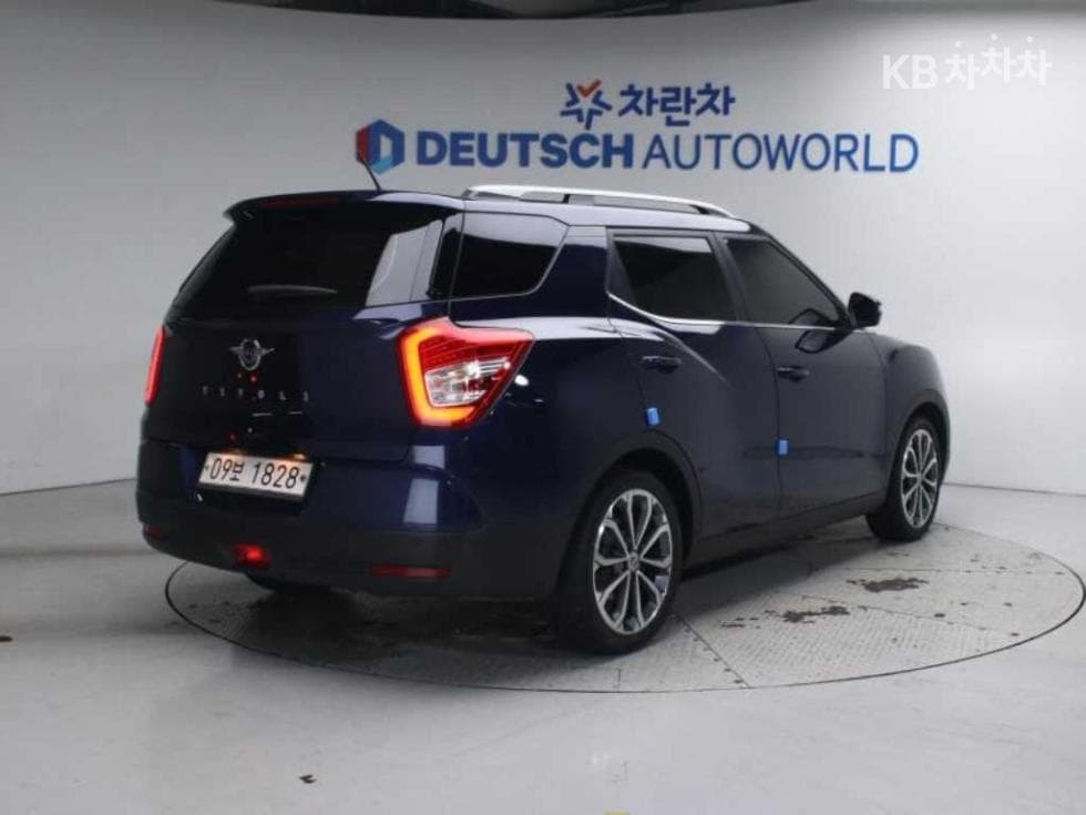 KG Mobility Tivoli AirGasoline 2WD IX - 2