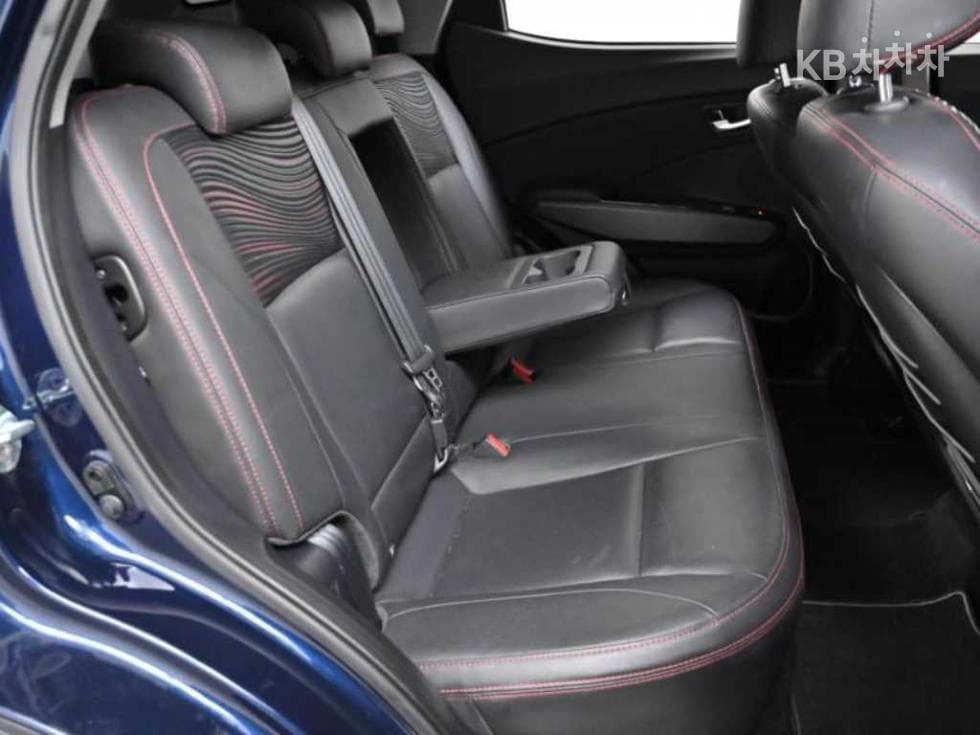 KG Mobility Tivoli AirGasoline 2WD IX - 12