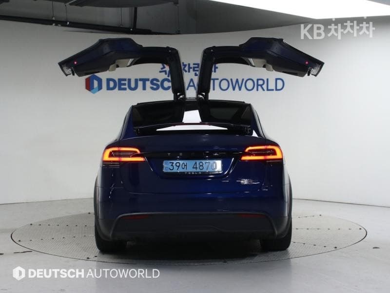 테슬라 Model XPlaid - 4