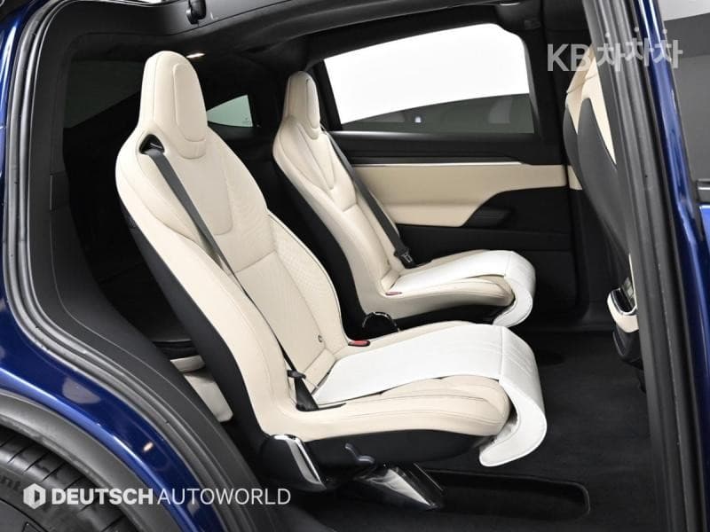 테슬라 Model XPlaid - 12