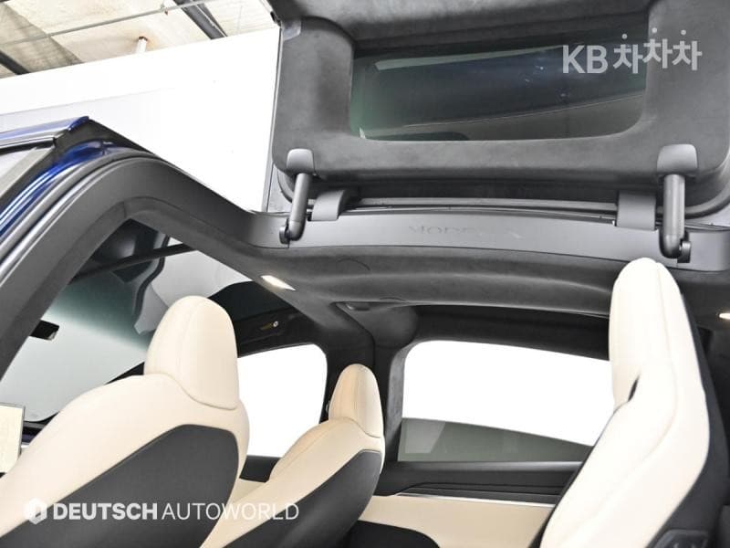 테슬라 Model XPlaid - 18