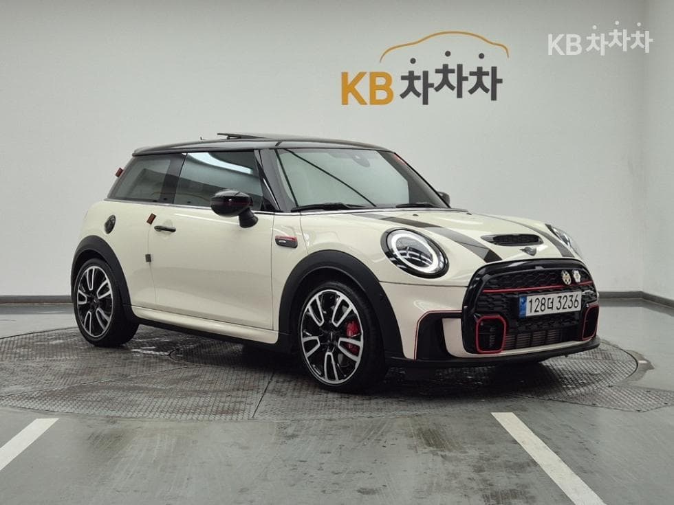 Mini Cooper 3도어S 2.0 JCW Launch Pack - 2