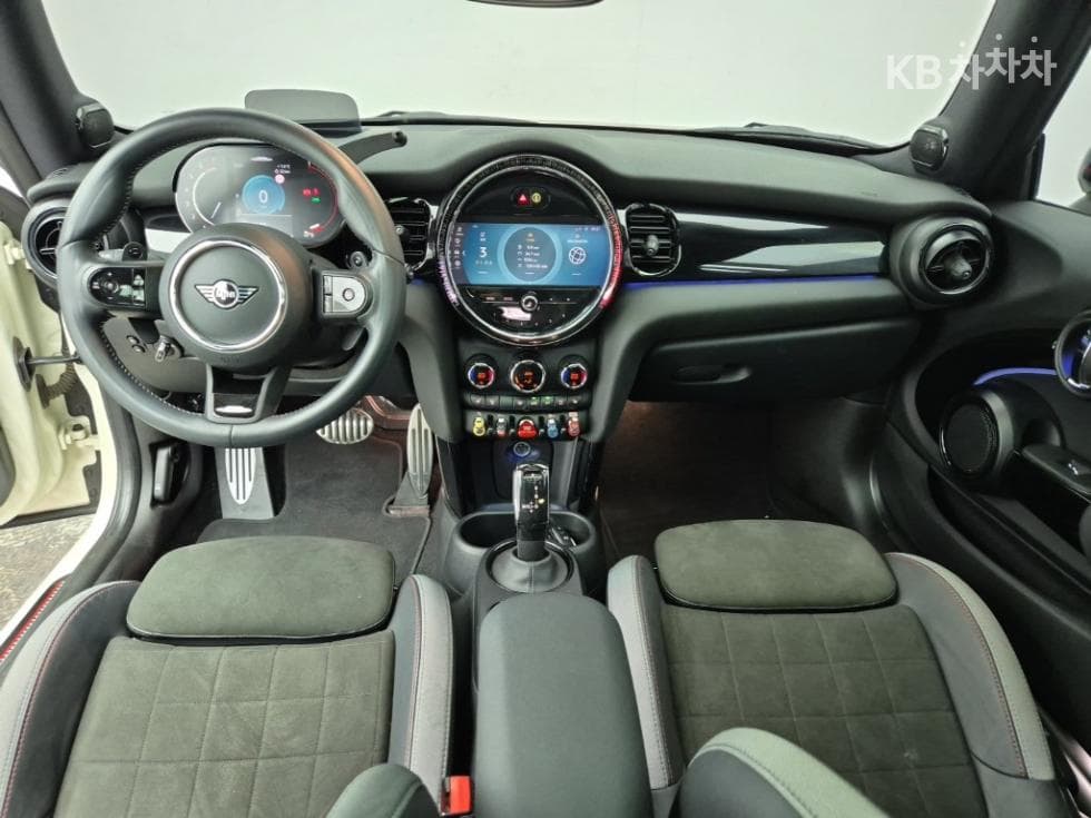 Mini Cooper 3도어S 2.0 JCW Launch Pack - 5