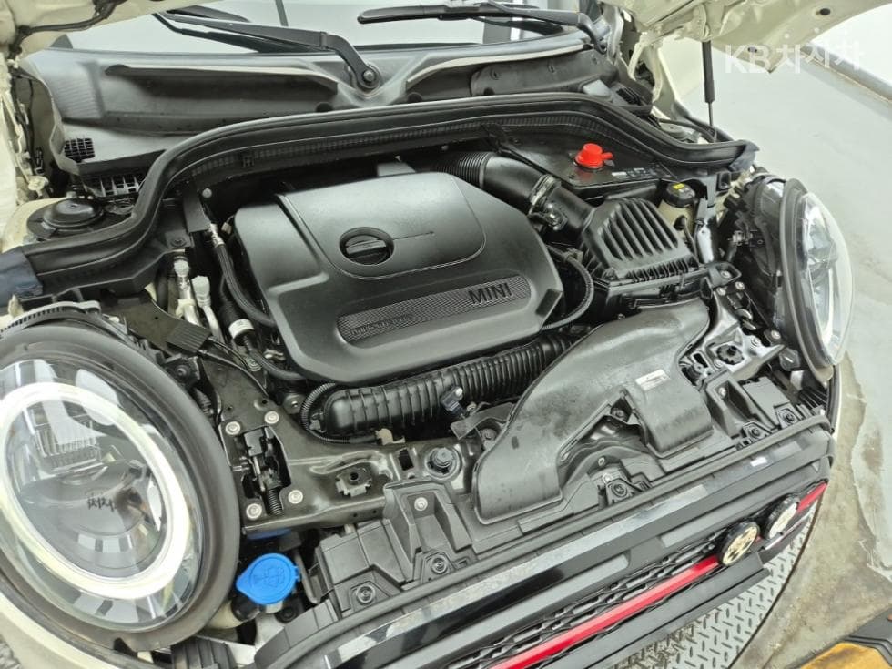 Mini Cooper 3도어S 2.0 JCW Launch Pack - 6