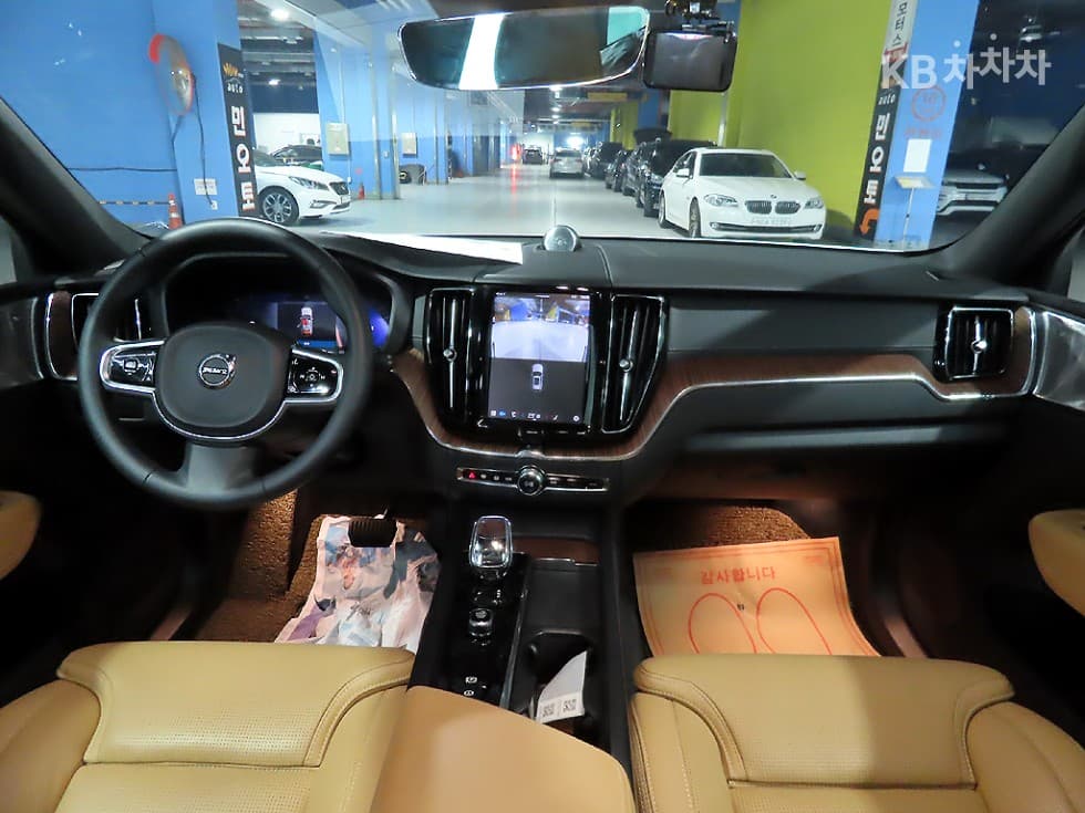 Volvo XC60 Second generationB6 Ultimate Bright - 5