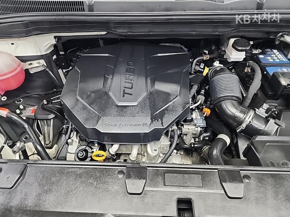 Kia Carnival 4th generationD2.2 9-seater Signature - 5