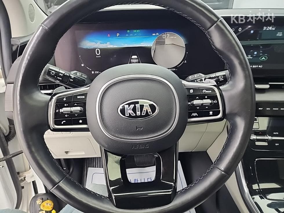 Kia Carnival 4th generationD2.2 9-seater Signature - 9