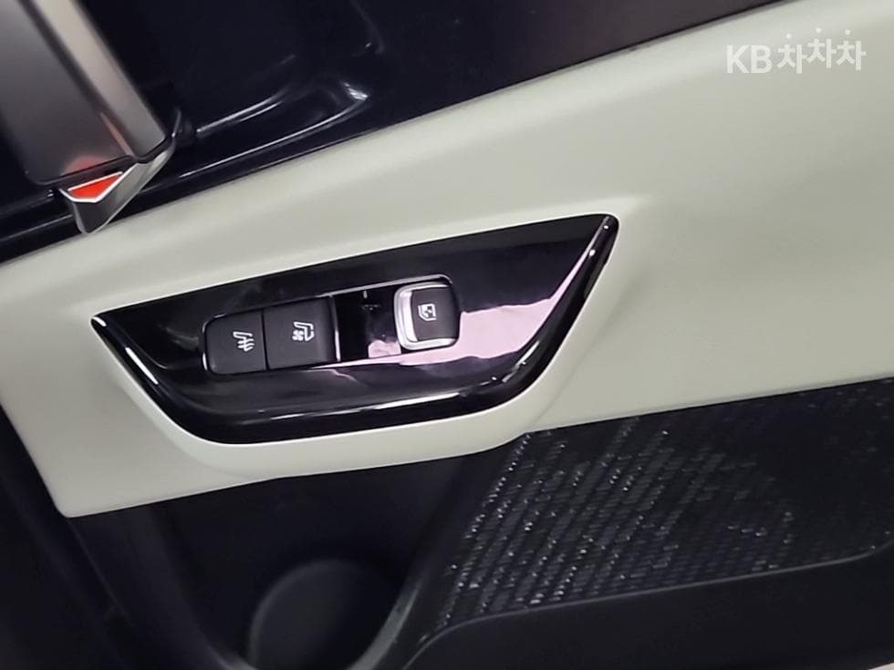 Kia Carnival 4th generationD2.2 9-seater Signature - 14