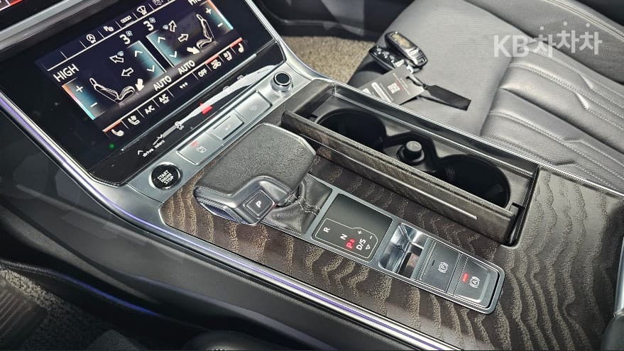 Audi A6(C8)45 TFSI Quattro Premium - 9