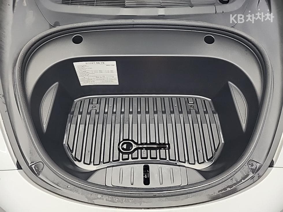 테슬라 Model 3Standard Range Plus - 5