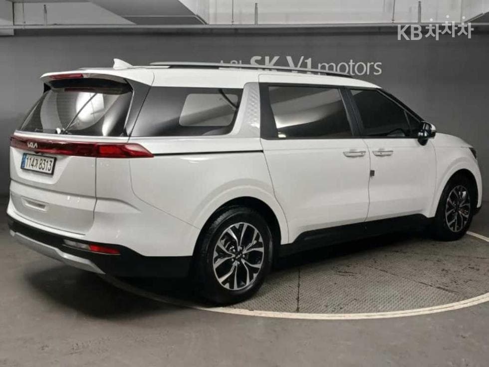 Kia Carnival 4th generationD2.2 9-seater Prestige - 4