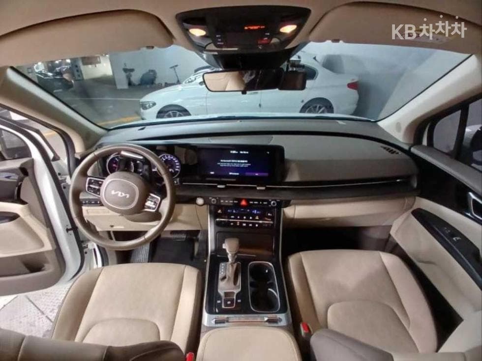 Kia Carnival 4th generationD2.2 9-seater Prestige - 6