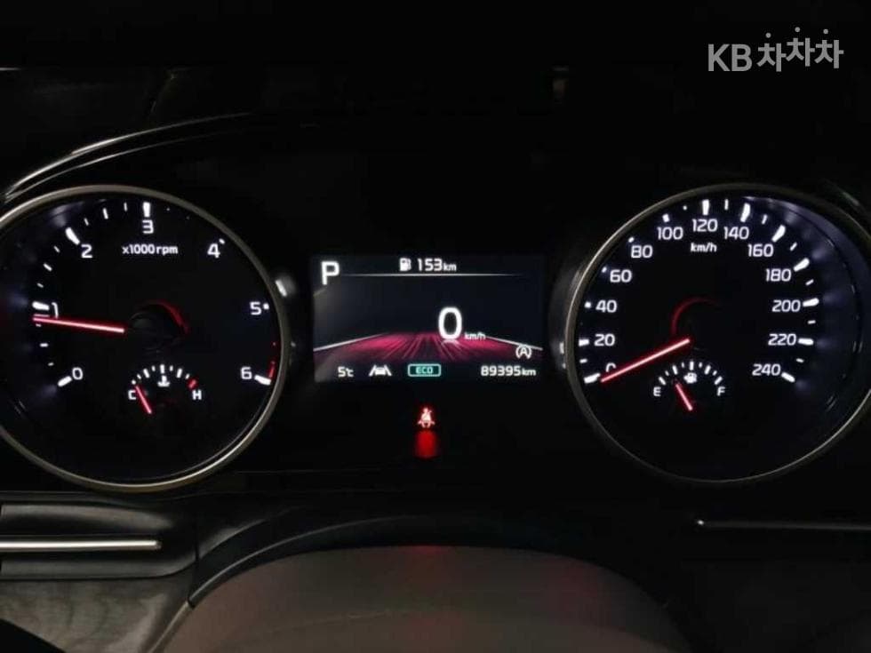 Kia Carnival 4th generationD2.2 9-seater Prestige - 10