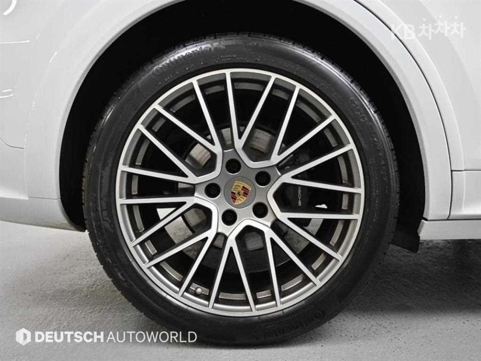 Porsche Cayenne(9Y0)3.0 Coupe Platinum Edition - 5