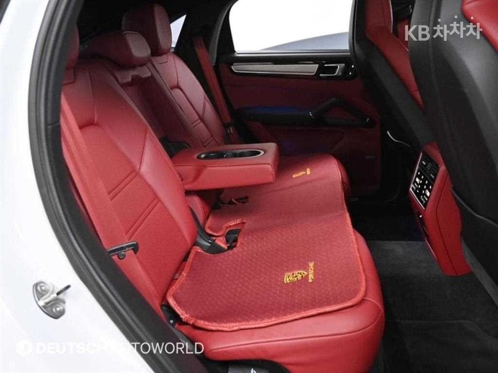 Porsche Cayenne(9Y0)3.0 Coupe Platinum Edition - 12