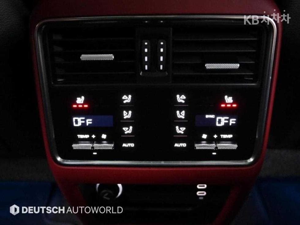 Porsche Cayenne(9Y0)3.0 Coupe Platinum Edition - 16