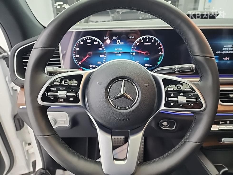Mercedes-Benz GLE (V167)350 e 4Matic Coupe - 9