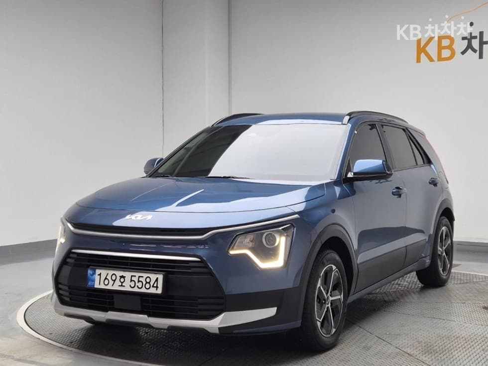 Kia The All New Niro 1.6 HEV Prestige - Image 1