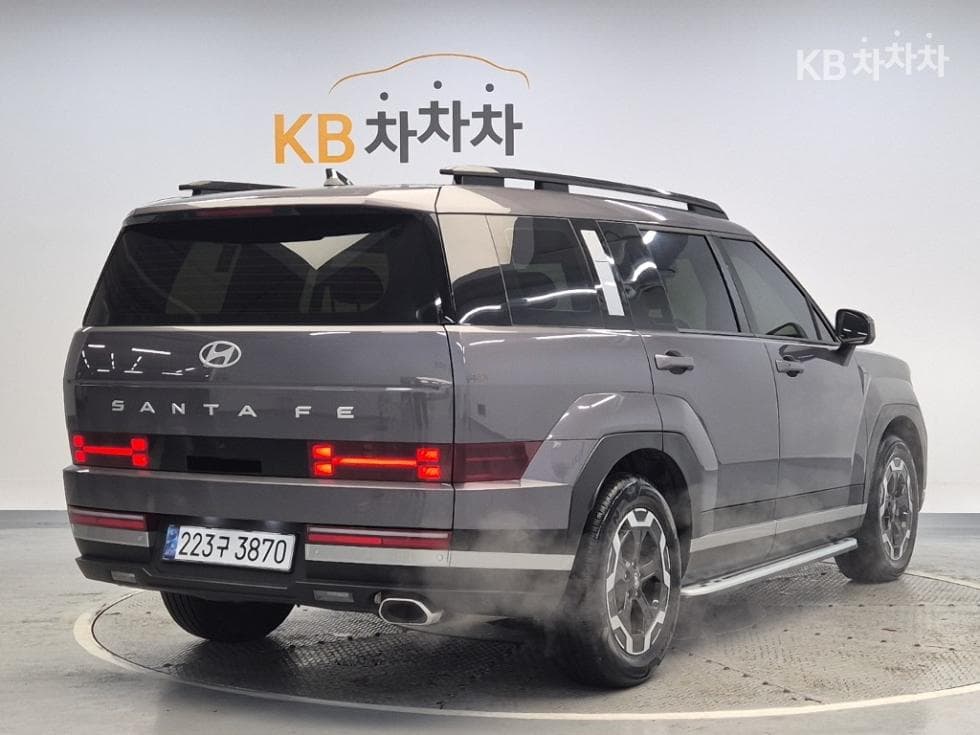 Hyundai The All New Santa Fe MX5Gasoline 2.5T 2WD Prestige - 3