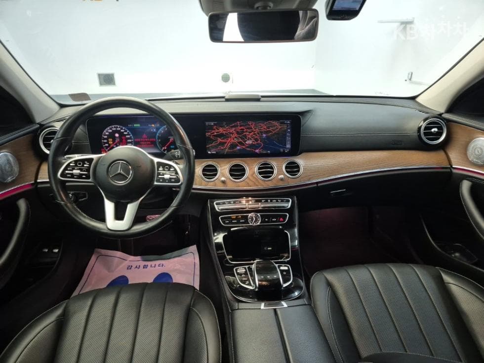Mercedes-Benz E-Class (W213)E300e 4MATIC Exclusive - 7