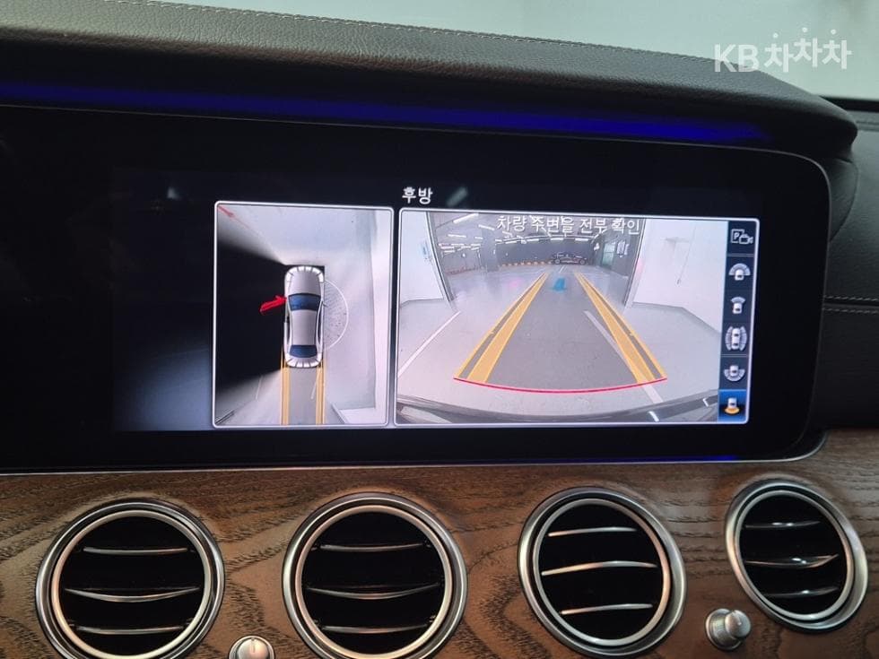 Mercedes-Benz E-Class (W213)E300e 4MATIC Exclusive - 15