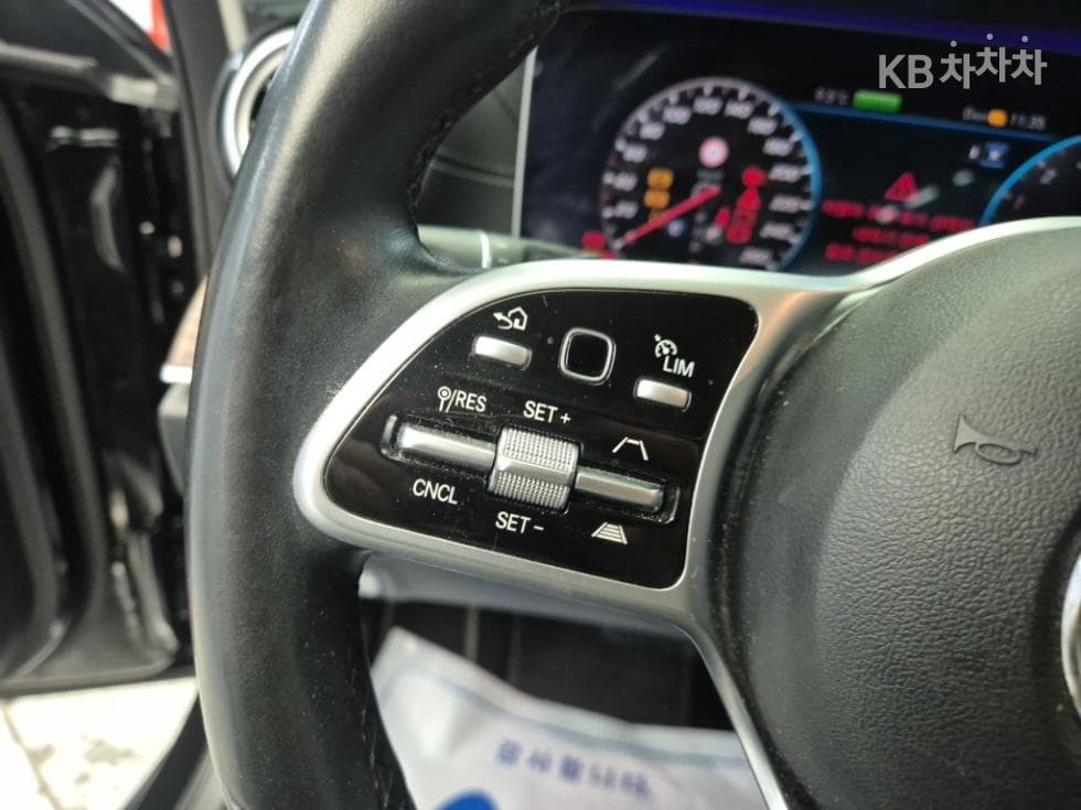 Mercedes-Benz E-Class (W213)E300e 4MATIC Exclusive - 16